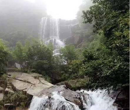 苹果手机怎么不显示电量在哪里设置游戏画面